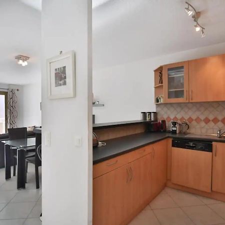 Charming Two-Bedroom Apartment With Balcony And Garage By The Marina Antibes Exterior photo